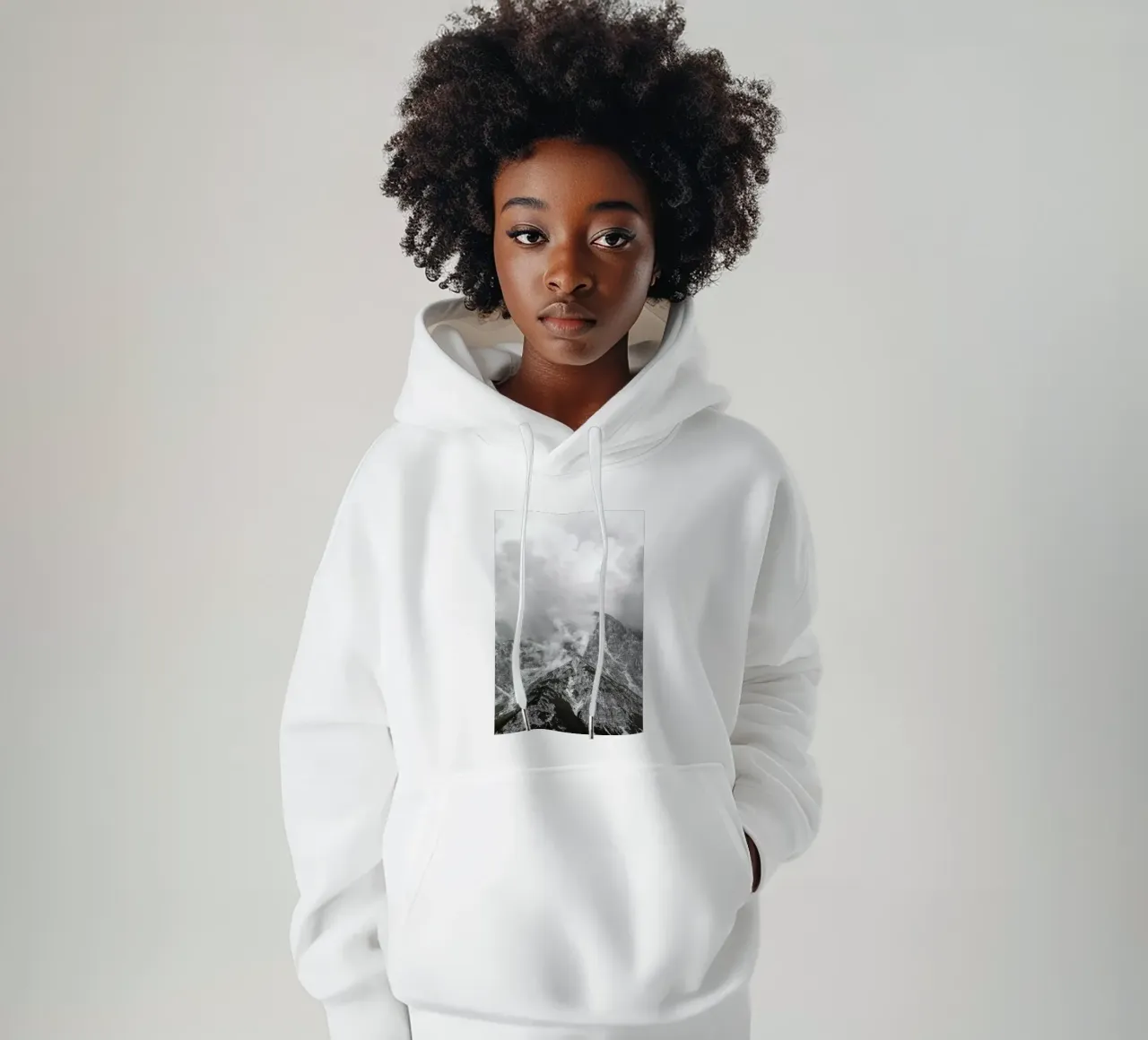 Clouds Forming 1 felpa con cappuccio da Nur Mut