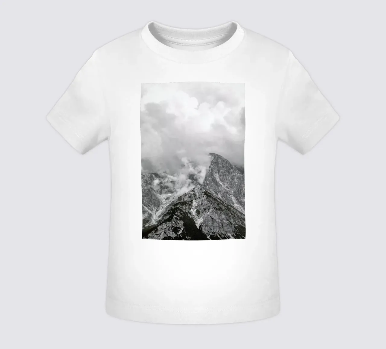 Clouds Forming 1 maglietta neonato da Nur Mut