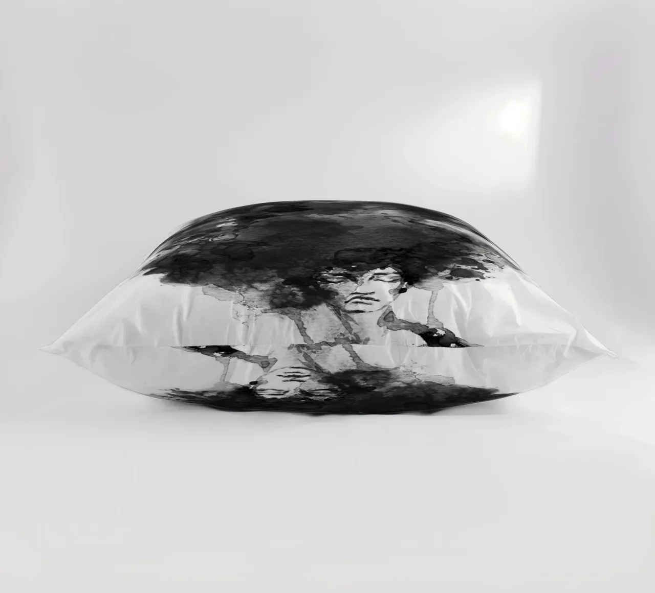 Head in the Clouds cuscino da Graphite