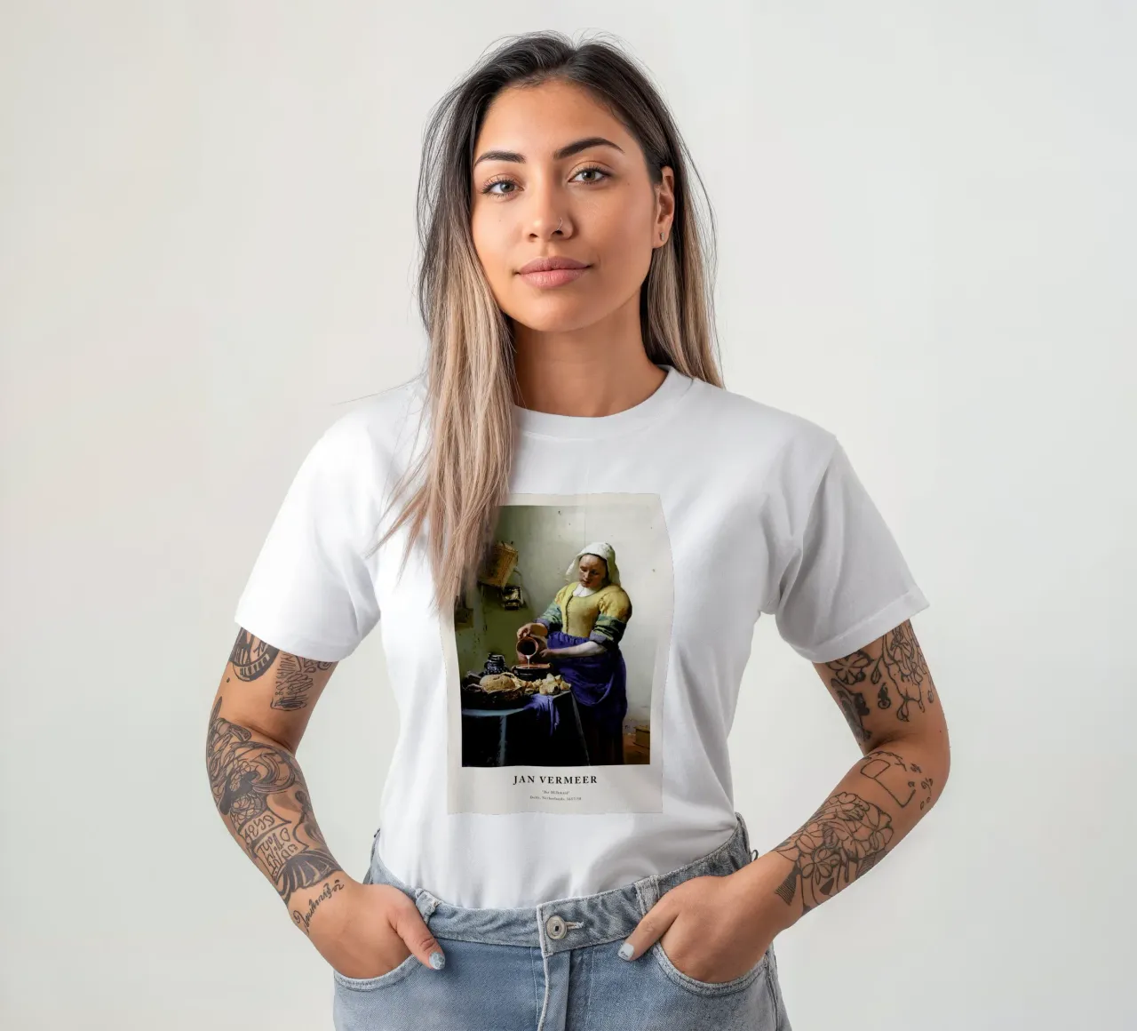 Jan Vermeer van Delft - The Milkmaid t-shirt da ARTOTHEK