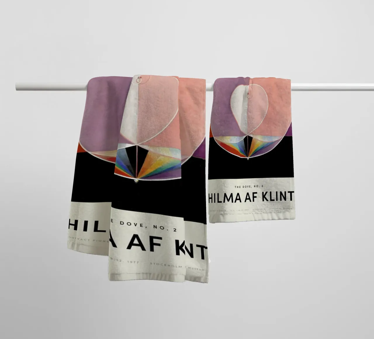 Hilma af Klint - Dove, No. 2 asciugamano da bagno da Vintage by JUNIQE