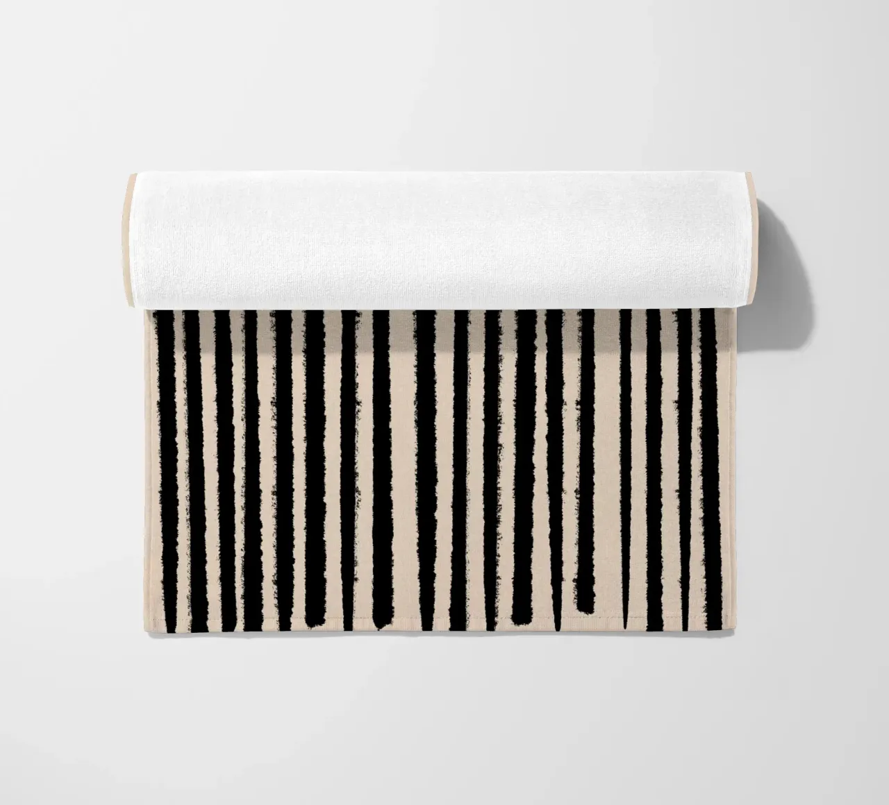 Serie minimalista no.13 beach towel by Froilein Juno