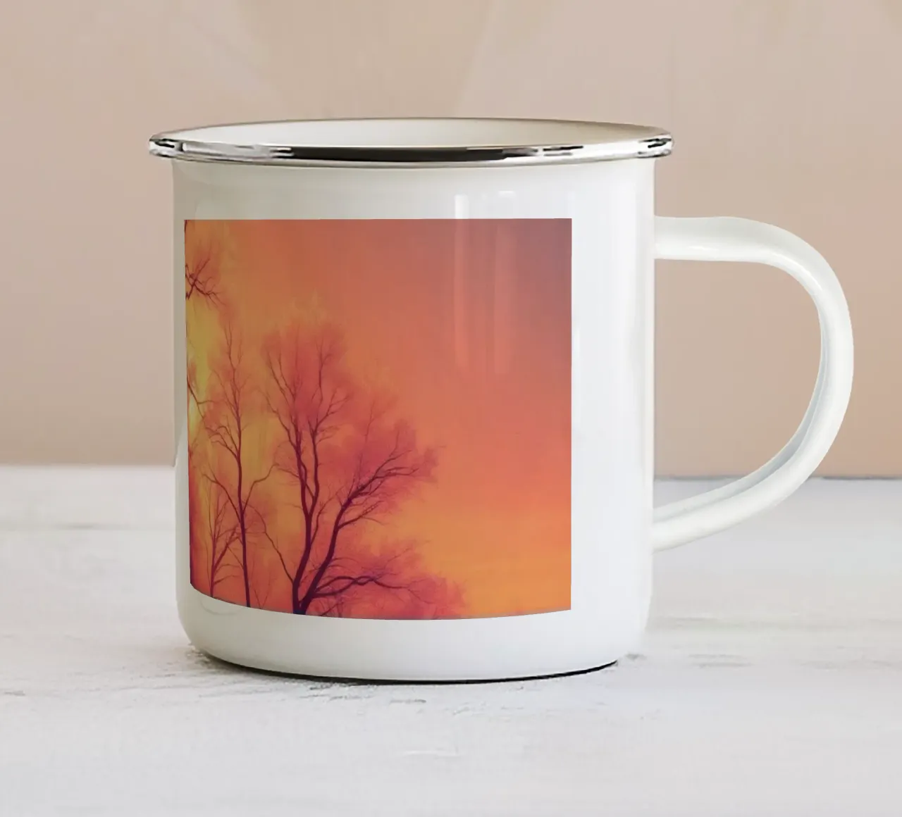 Tramonto invernale sugli alberi smerigliati in una serata fredda in un'area sere tazza in smalto da DesignDoodle
