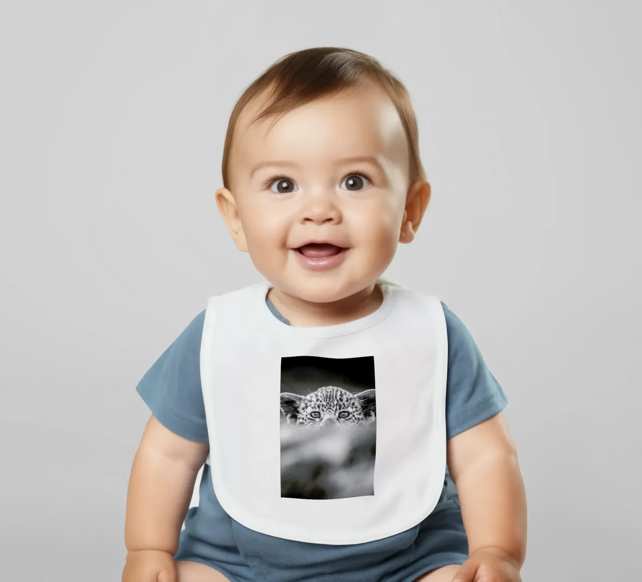 Hide and Seek bavaglino da Natural Kingdom