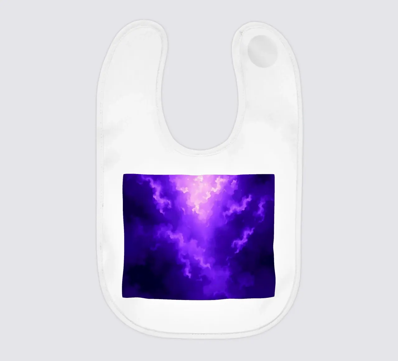 Nuvole viola vibranti illuminate da una luce intensa bavaglino da DesignDoodle