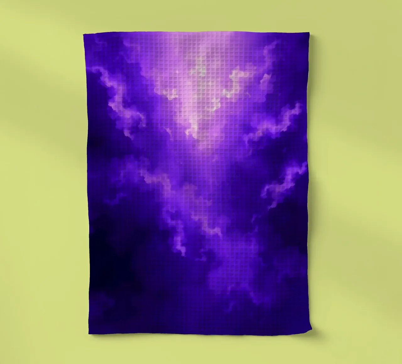 Nuages violets vibrants éclairés par une lumière vive torchon de DesignDoodle