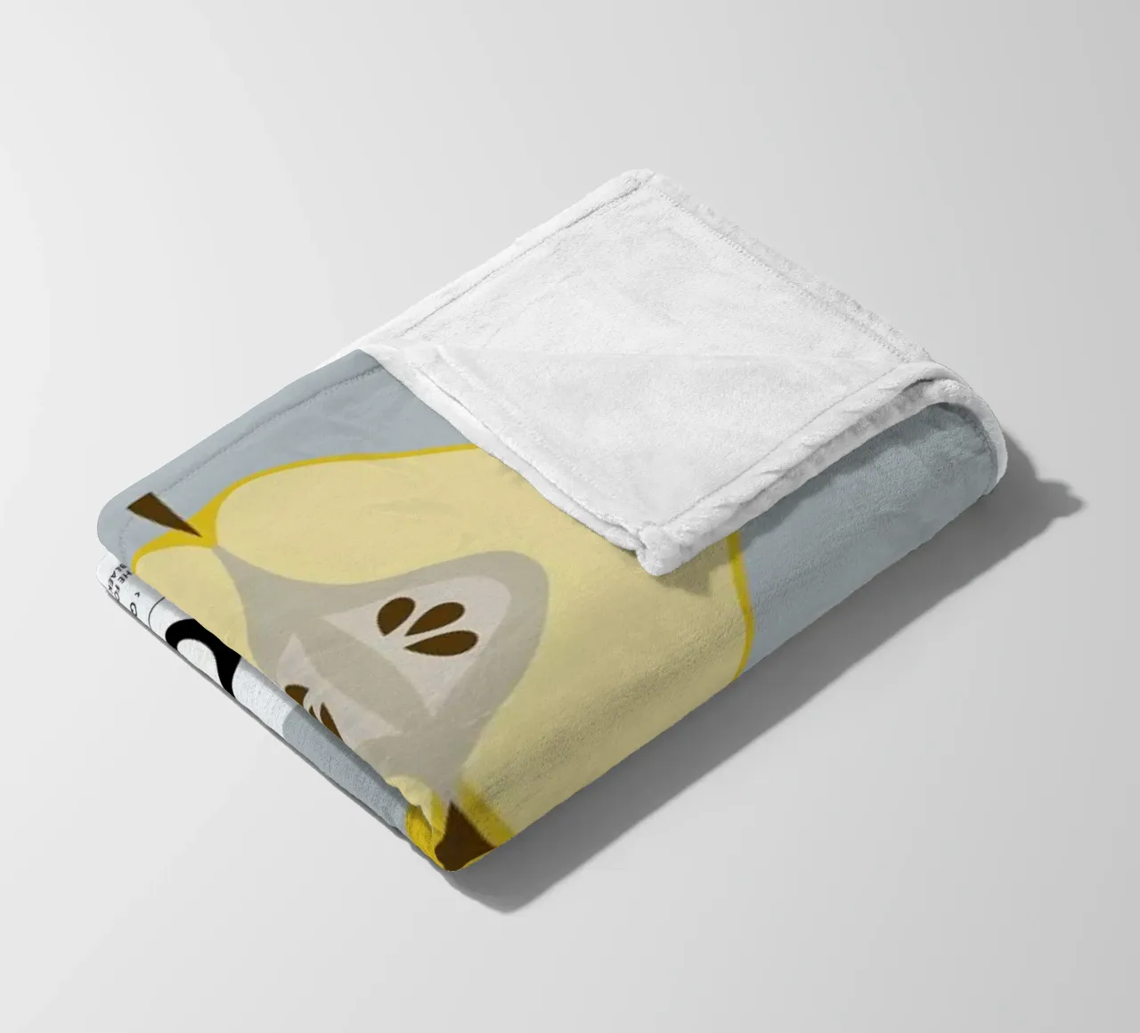 „The Food Alphabet“ - Q like Quince coperta in pile da BLAEK Design Studio