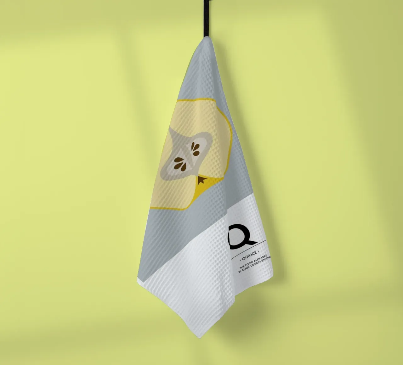 „The Food Alphabet“ - Q like Quince canovaccio da cucina da BLAEK Design Studio