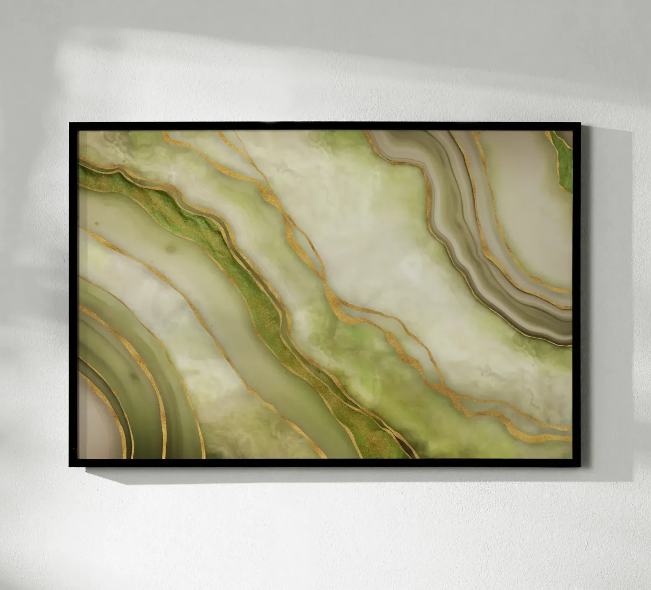 Eleganza marmorizzata Superficie di lusso senza tempo Oro Verde poster con telaio in legno da Andrea Haase Modern Home