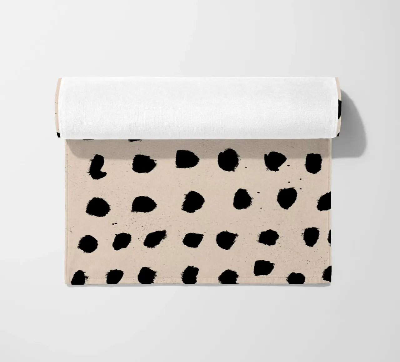 Serie minimalista no.8 beach towel by Froilein Juno