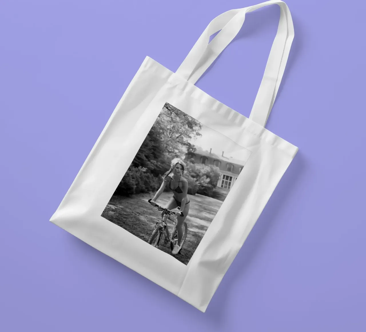 kate cyling Im Park Jutebeutel von Alex happy shop