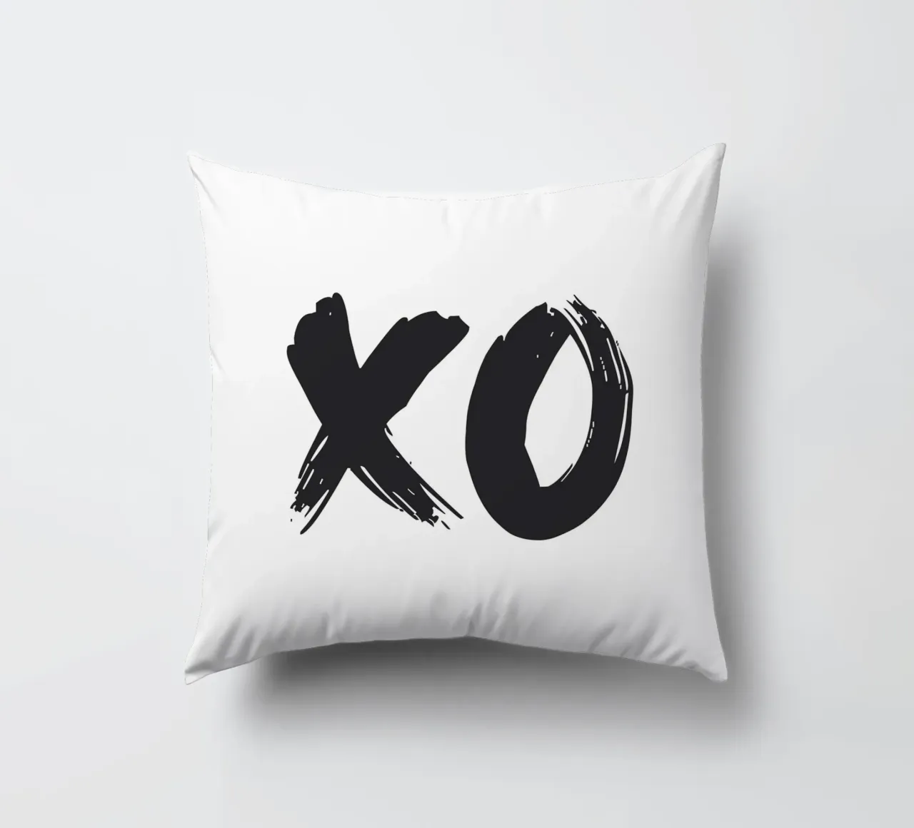 XO - Tipografía de abrazos y besos cojín de NouveauPrints