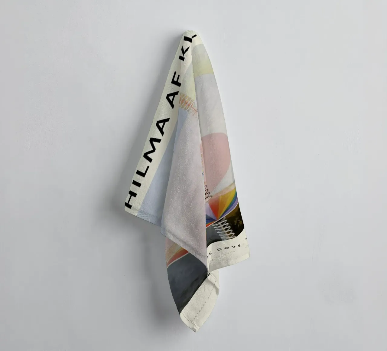 Hilma af Klint - The Dove, No. 1 asciugamano da bagno da Vintage by JUNIQE