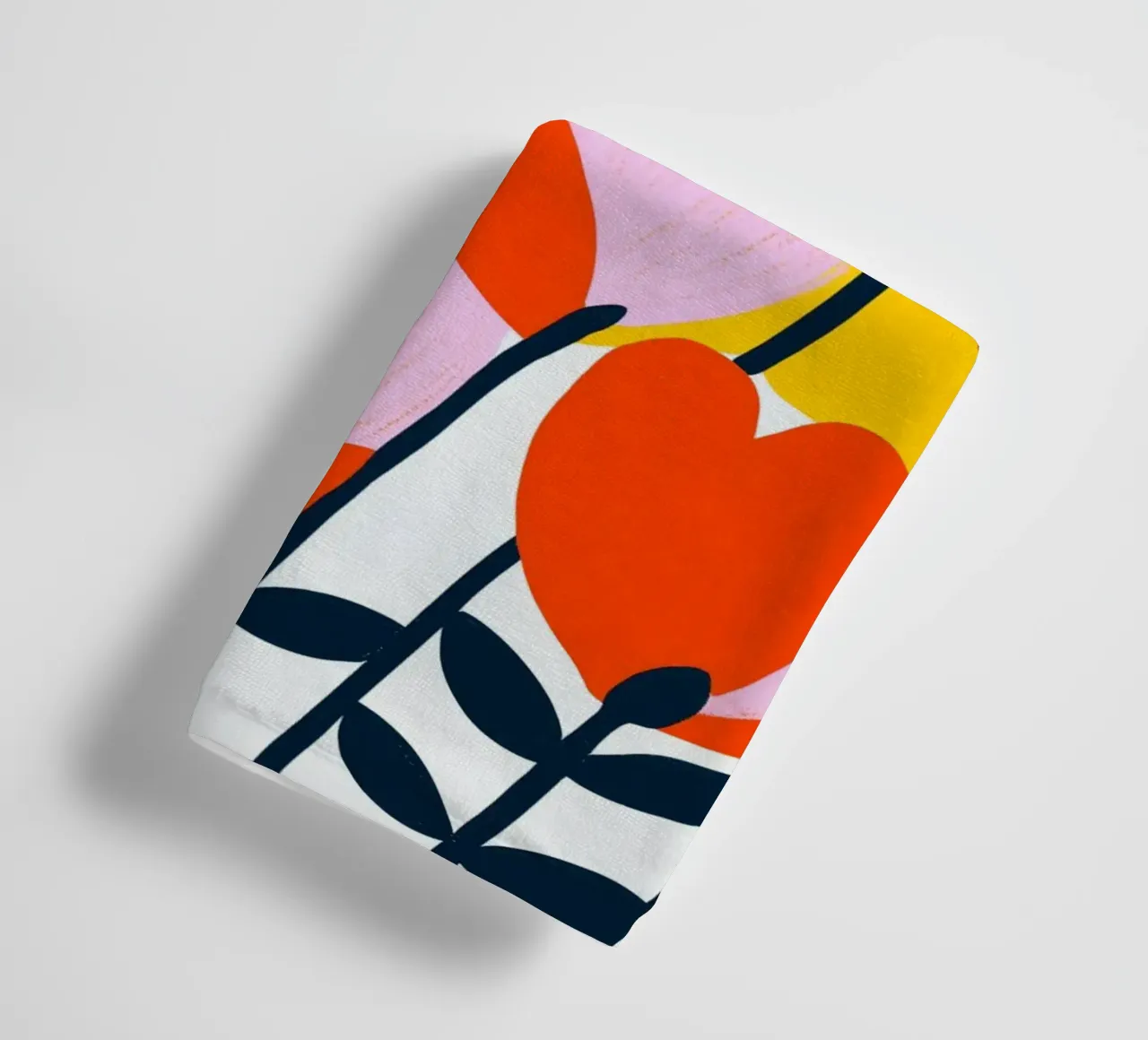 A feather-light summer day | Floral pattern towel by Autofocus