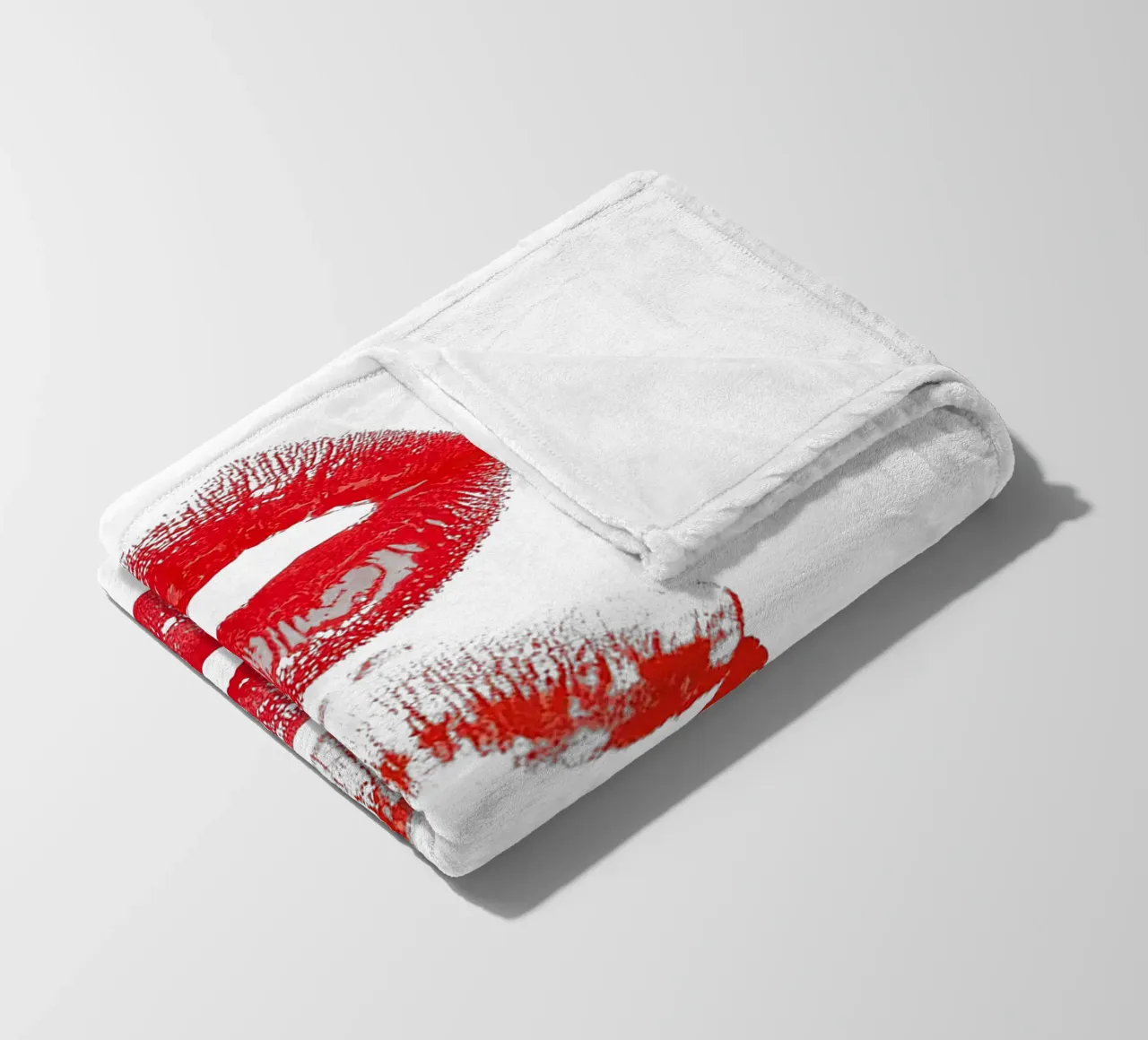 Red Lipstick n Kiss coperta in pile da Attaboy Dsgn