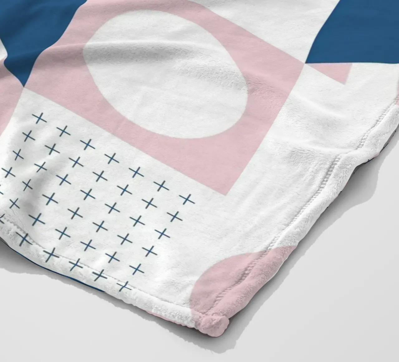 Riviera Tiles Pink Vibes coperta in pile da designdn