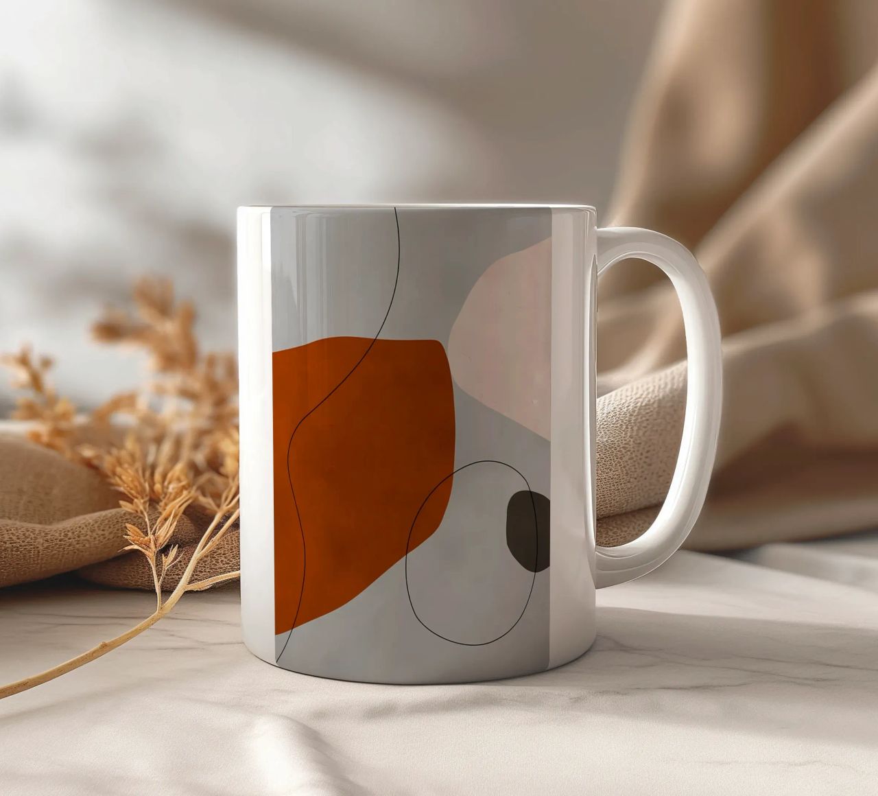 forme astratte curve forme geometriche forma arancione tazza in ceramica da Janine P McGuire