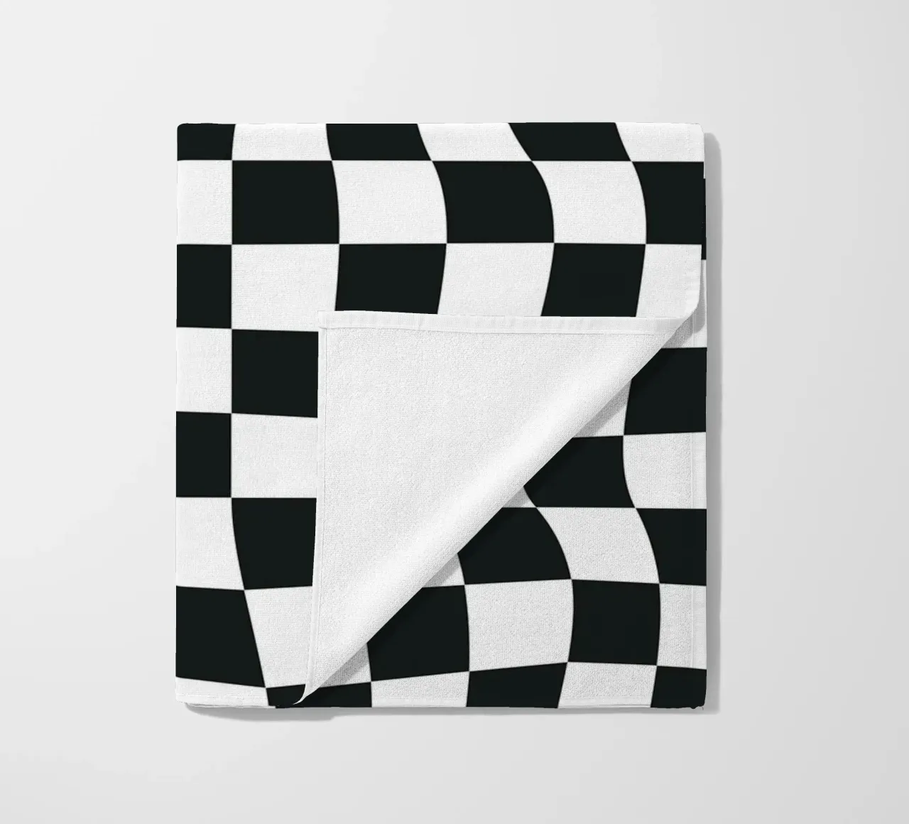 Distorted Chess Pattern serviette de plage de Paigaam Studio