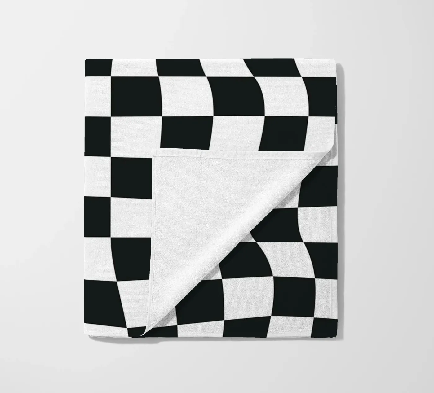 Vervormd schaakpatroon strandhanddoek van Paigaam Studio