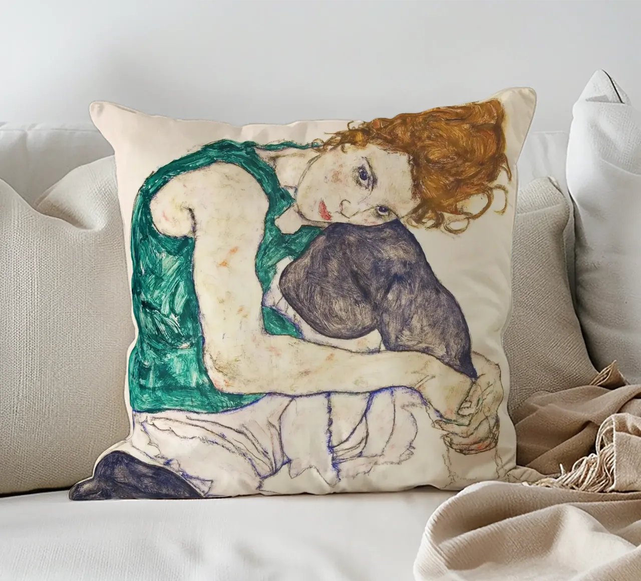 Egon Schiele - Seated Woman with Legs Drawn Up cuscino da apoloprints