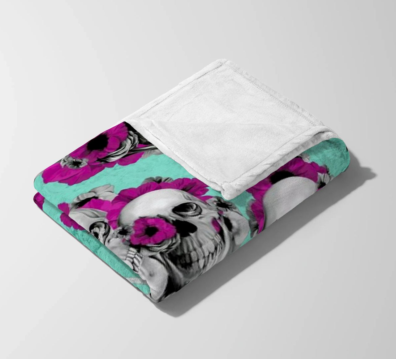 Skulls and Poppies Pattern coperta in pile da Kristy Patterson