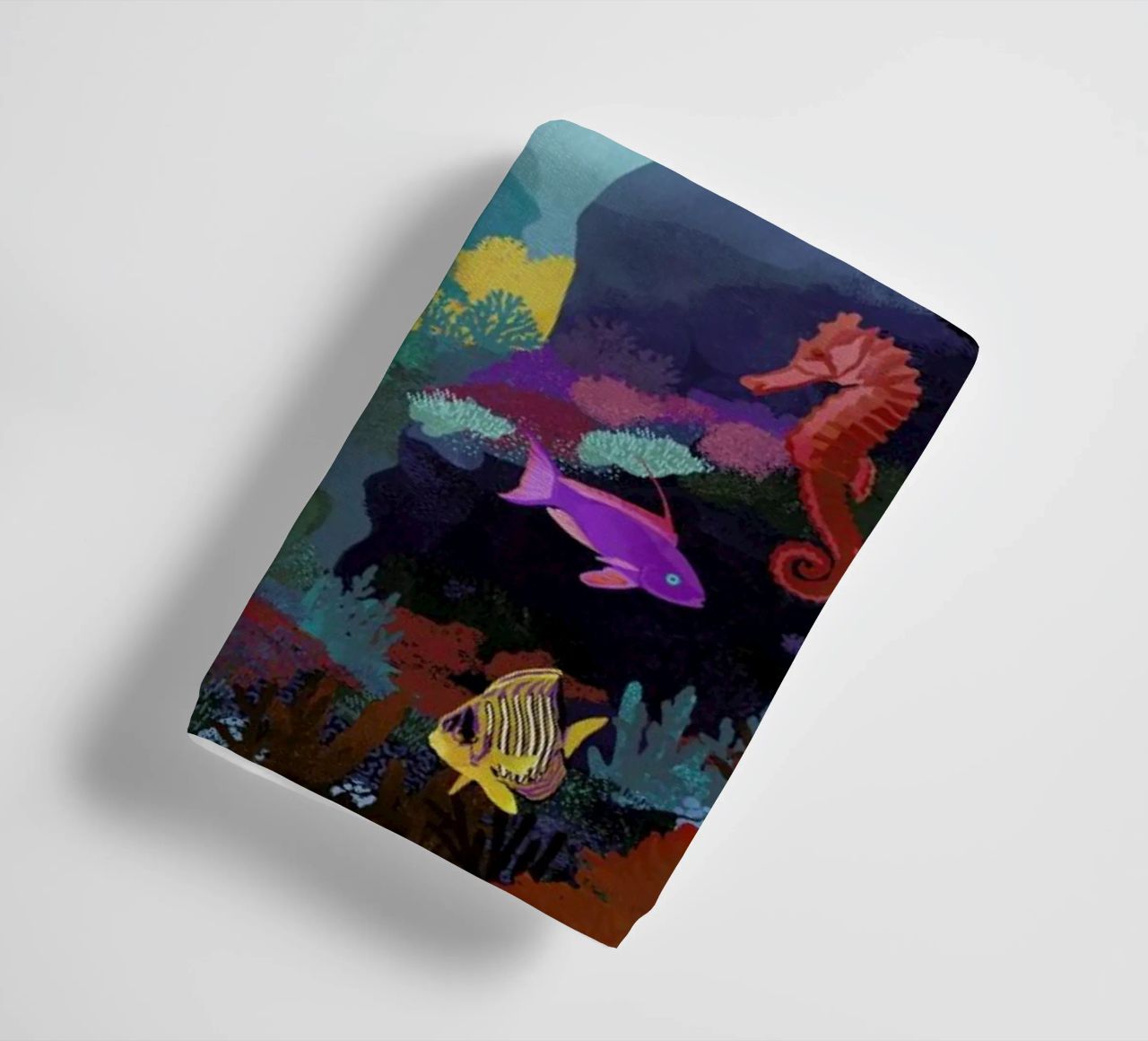Beyond The Waves towel by Goed Blauw