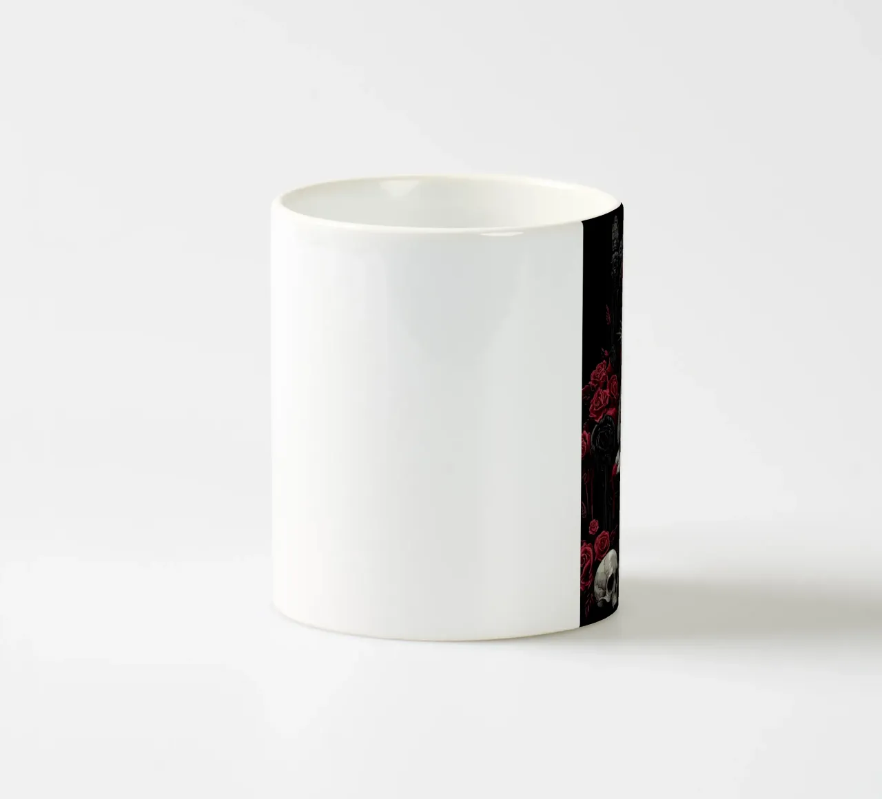 Opossum con corona in trono tazza in ceramica da pixelbull - medieval art and more