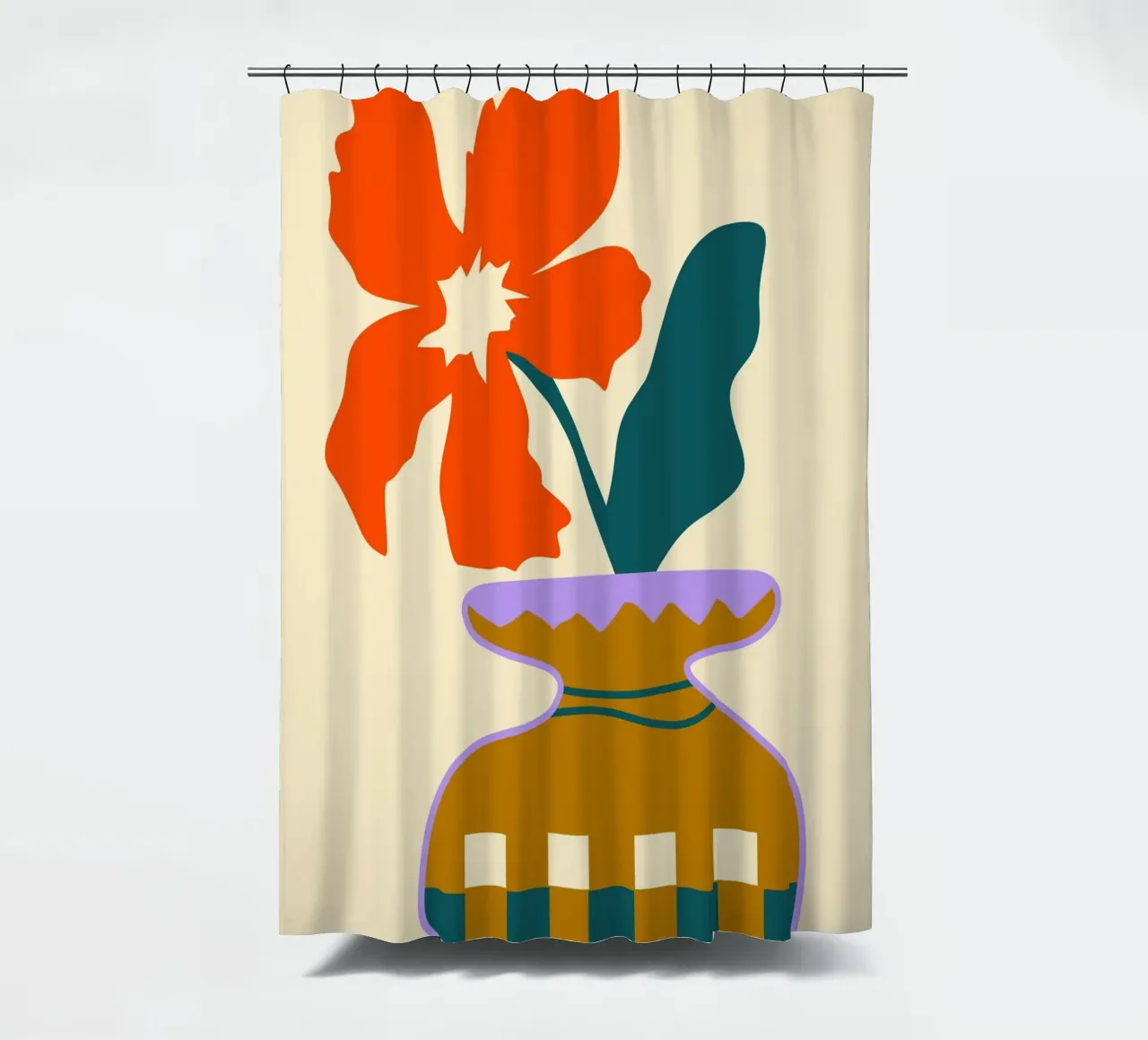 Kräftige Blüten in einer gemusterten Vase Duschvorhang von Kintsugi99