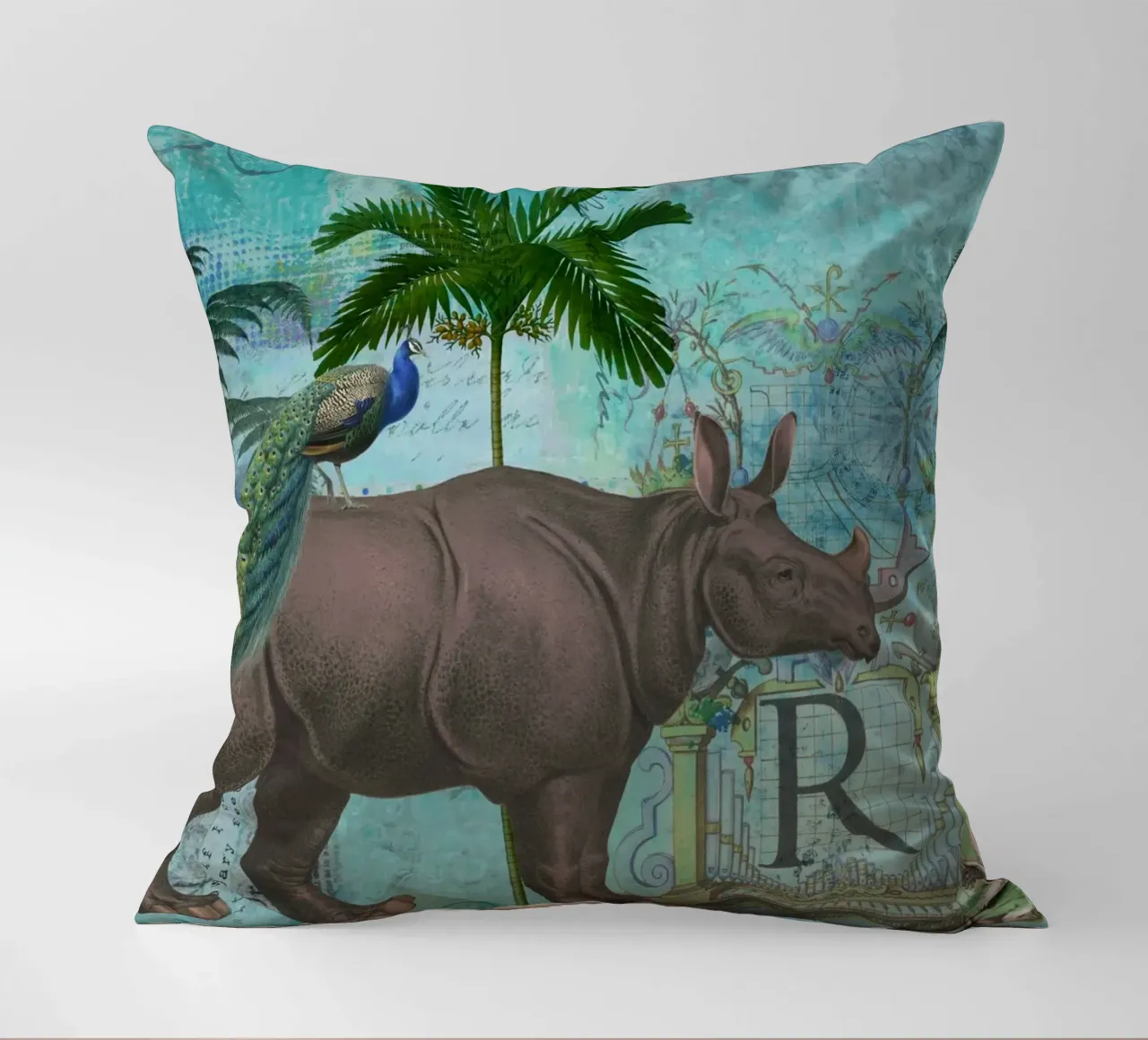 Collage di rinoceronti e scimmie cuscino da Andrea Haase Vintage World