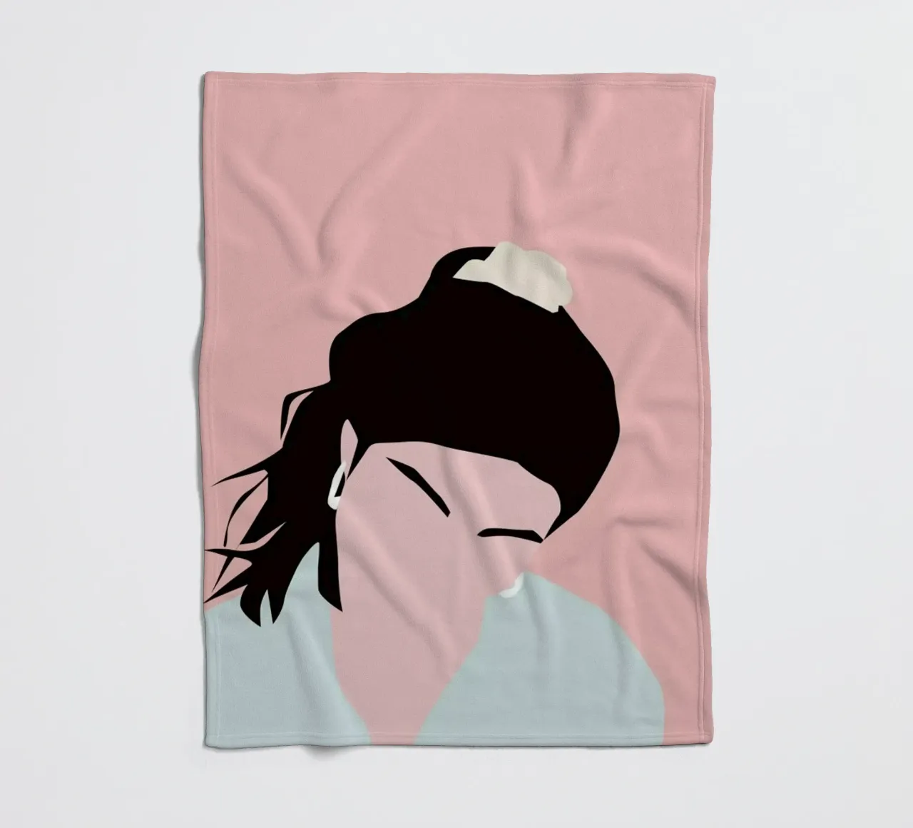 Ponytail coperta in pile da Helena Ravenne
