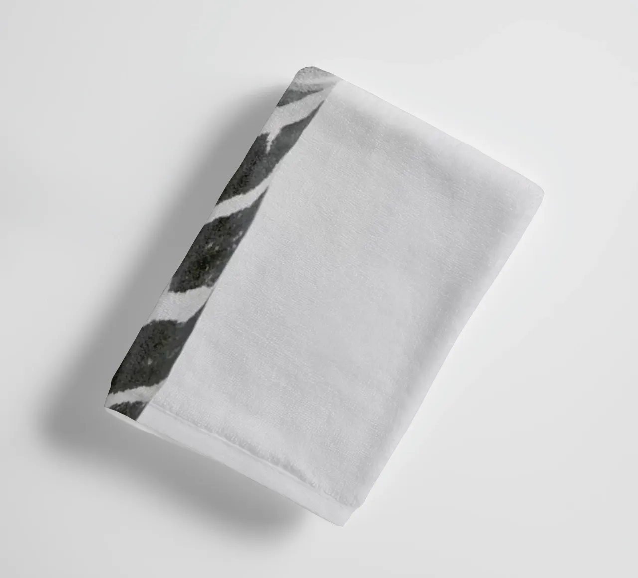 Giraffe Classic towel by Paws & Claws