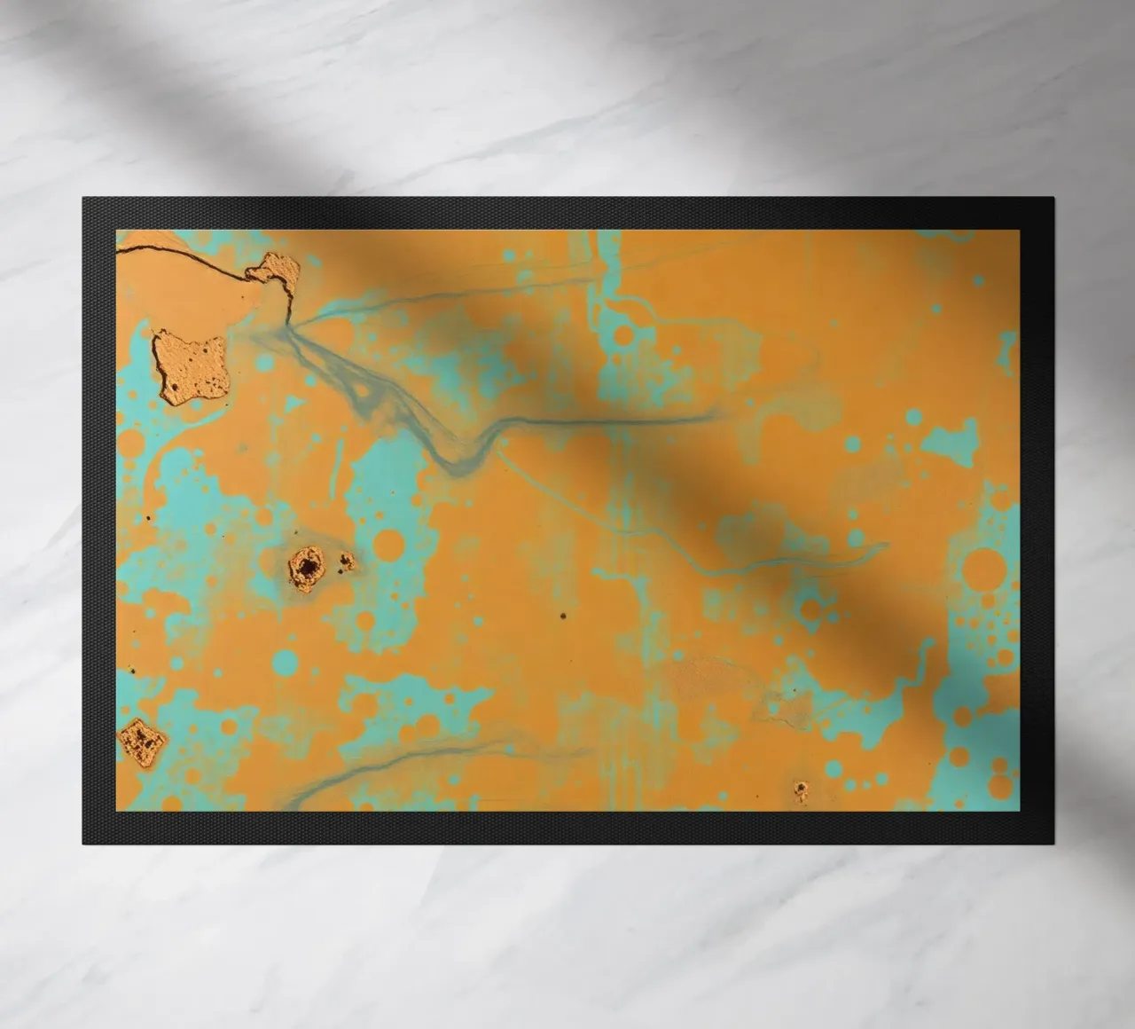 Arte astratta strutturata che mette in mostra i colori vivaci dell'arancio e del turchese. zerbino da DesignDoodle