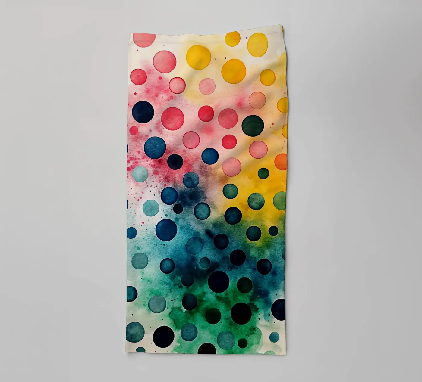 small circle towel by the gondols