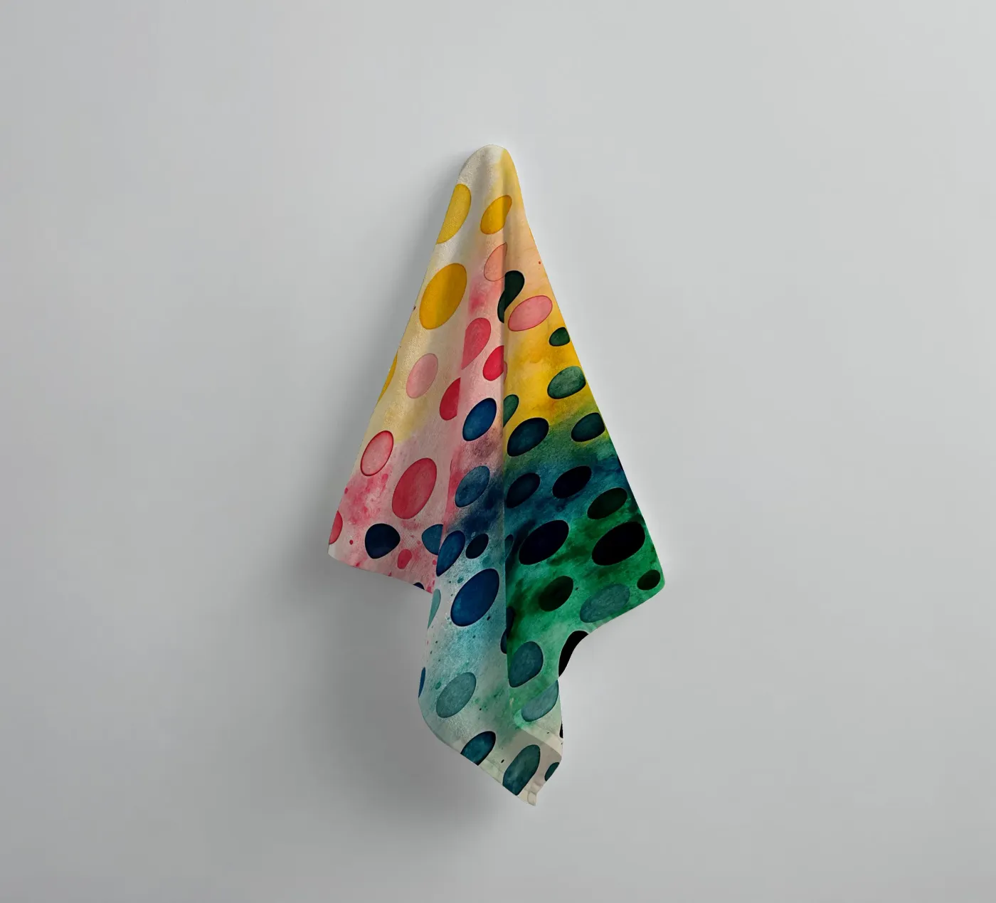 small circle towel by the gondols