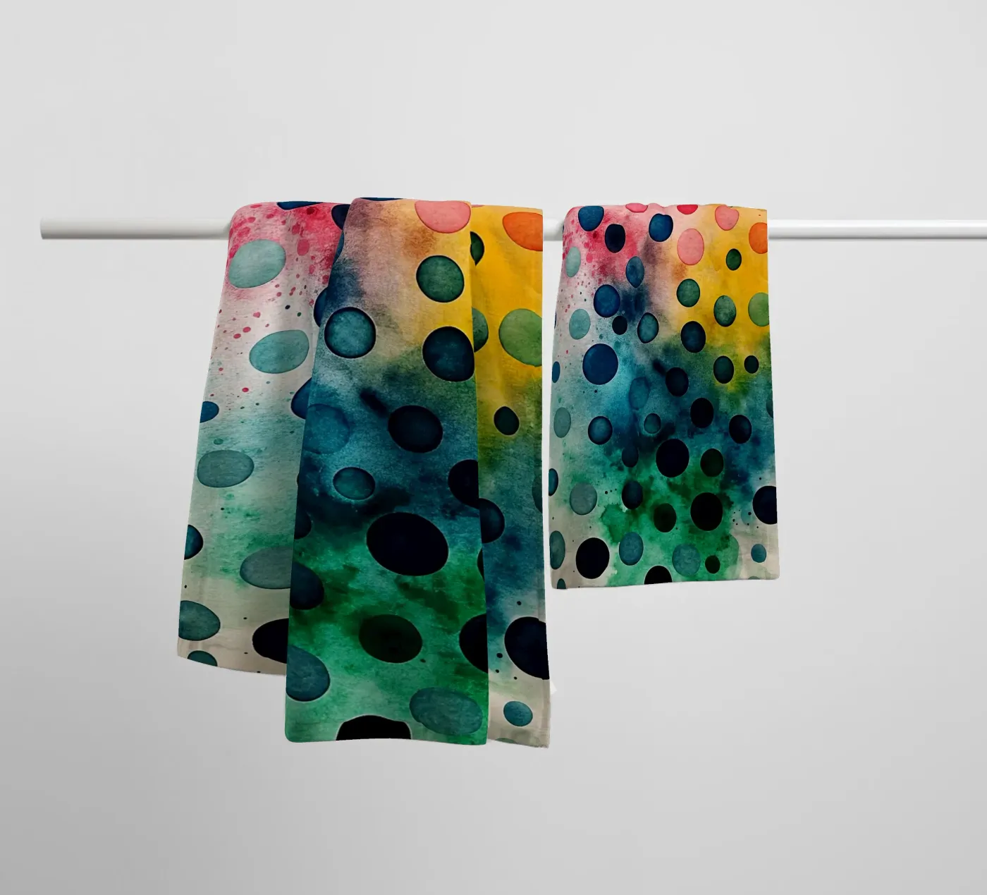 small circle towel by the gondols