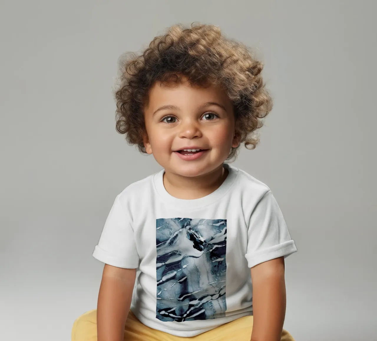 Melting Ice Baby T-Shirt von EyeEm Mobile GmbH