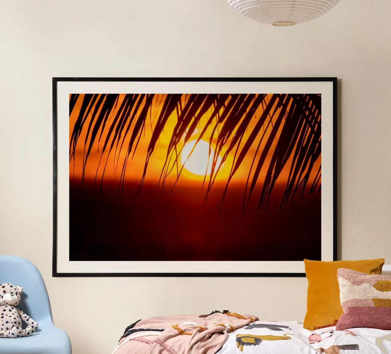 Silhouet van palmboom bladeren mooie zonsondergang poster van anderm