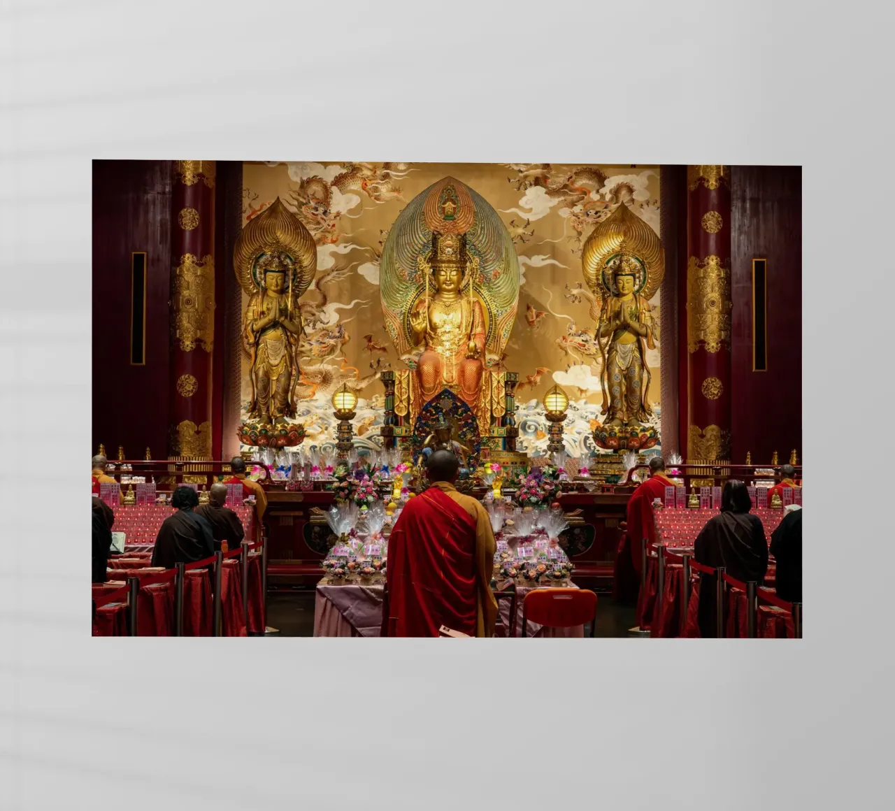Monaco nel tempio delle reliquie del dente di Buddha pellicola backlit da anderm