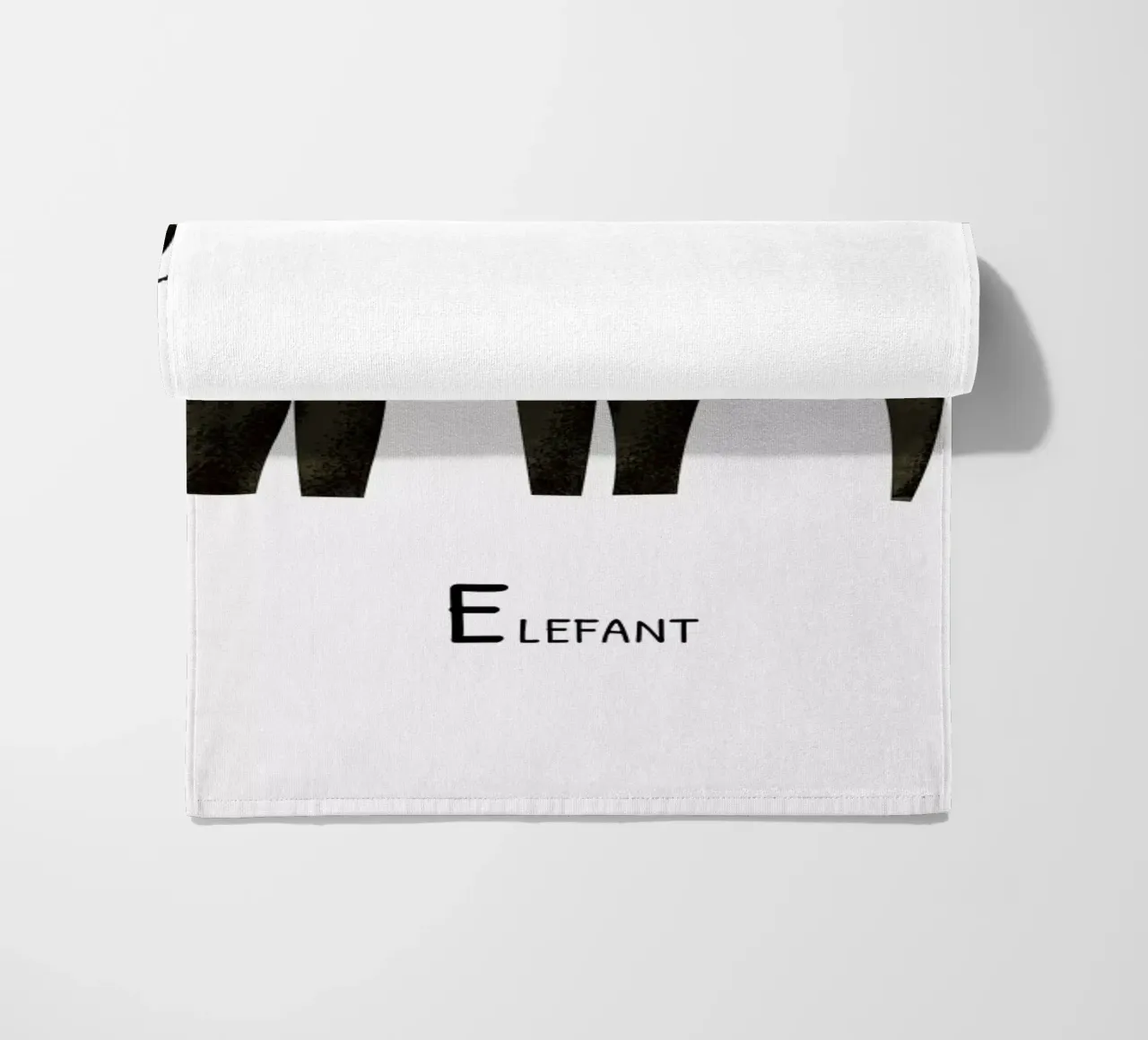 Elefant telo mare da Little Flourishes