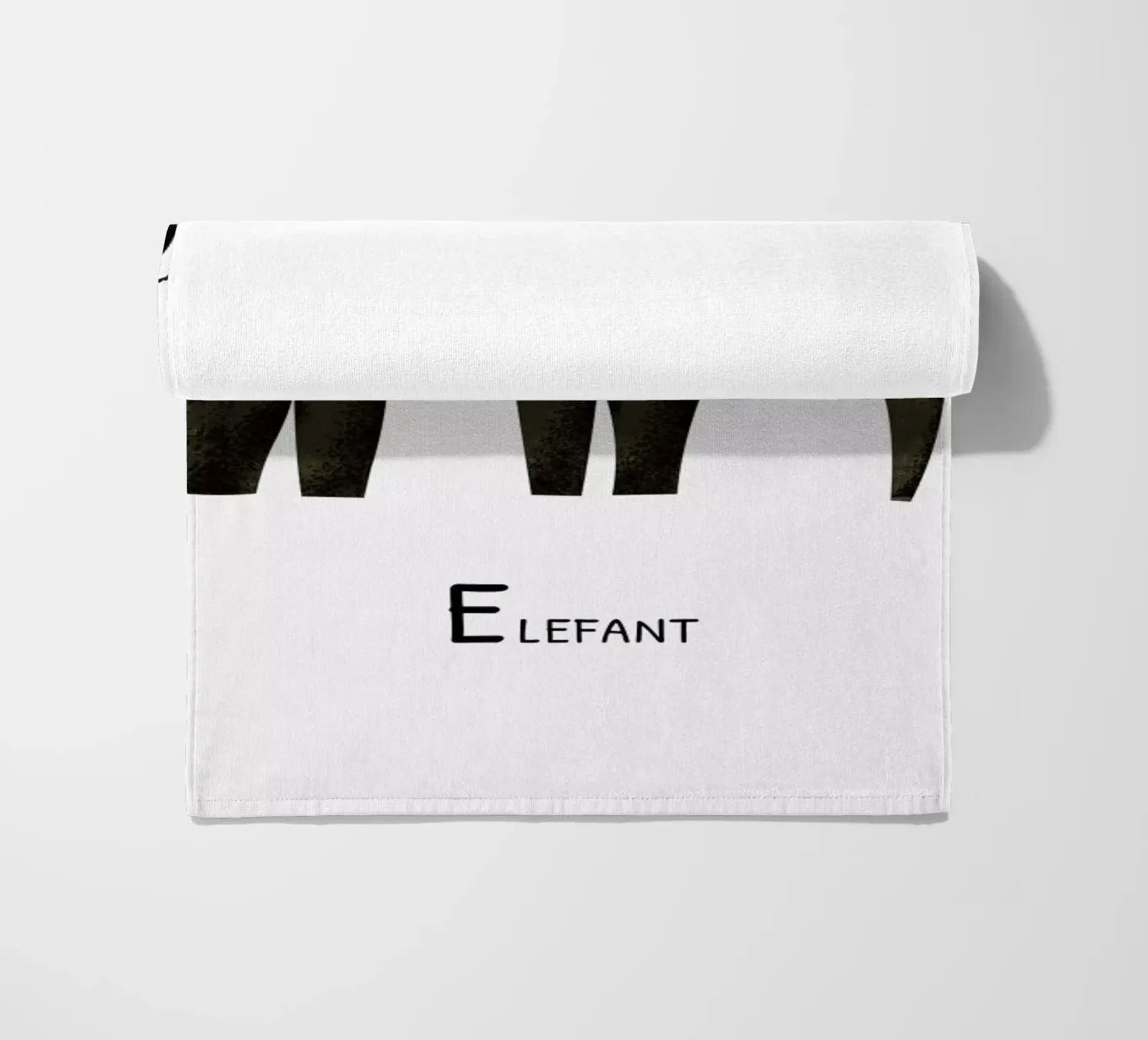Elefant telo mare da Little Flourishes