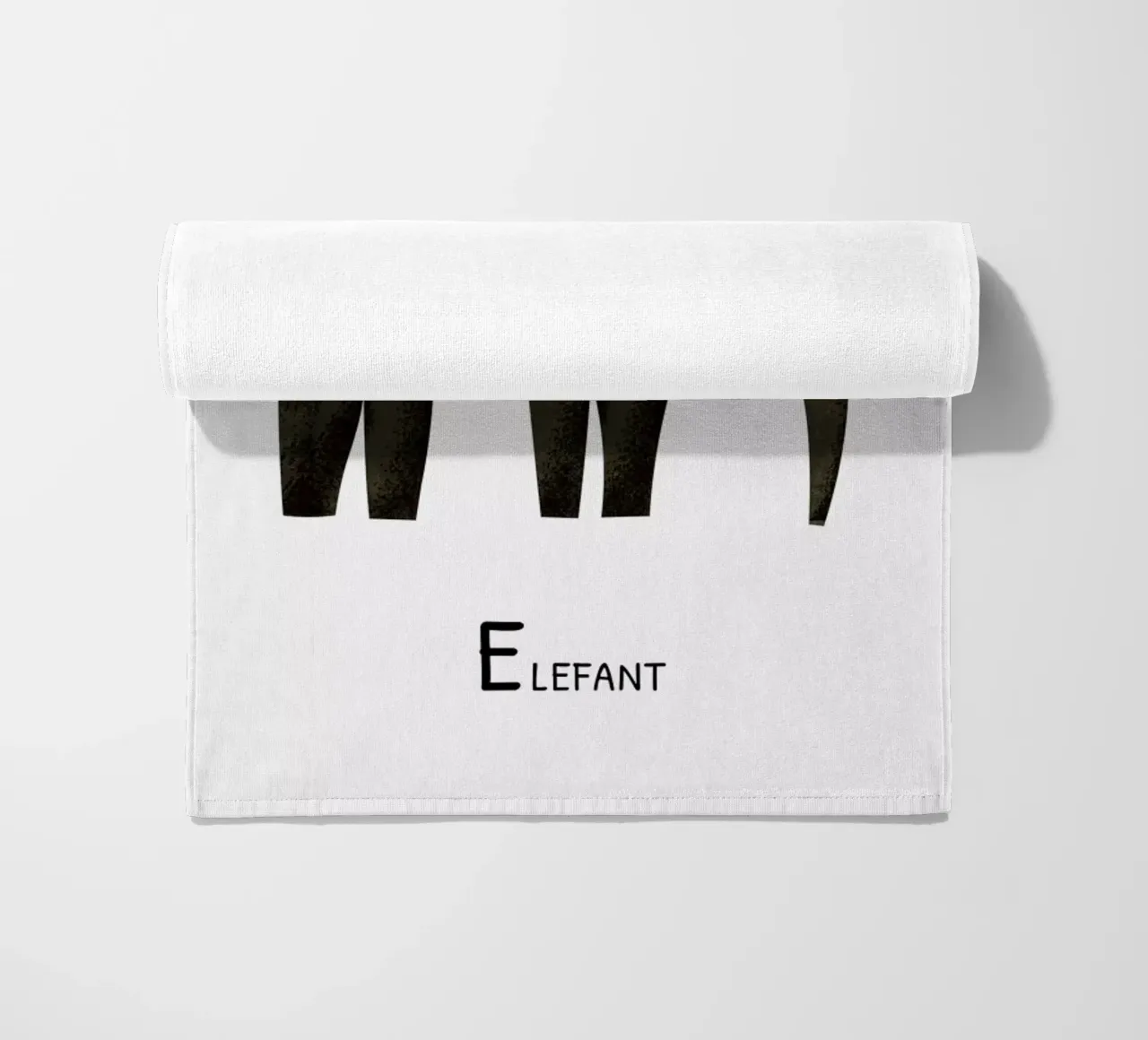 Elefant telo mare da Little Flourishes