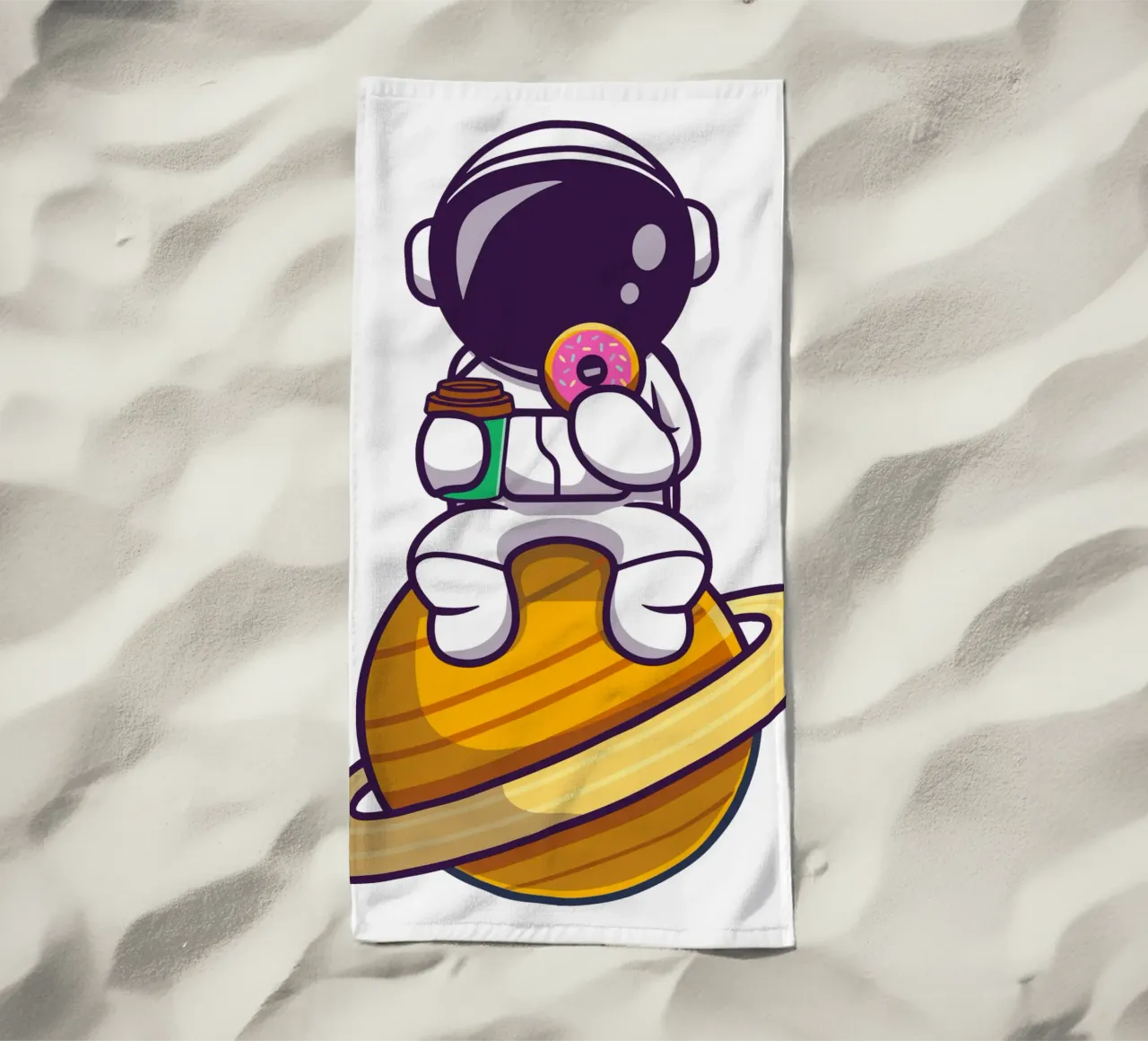 Astronauta carino che mangia una ciambella e tiene in mano una tazza di caffè telo mare da brockcon Shop