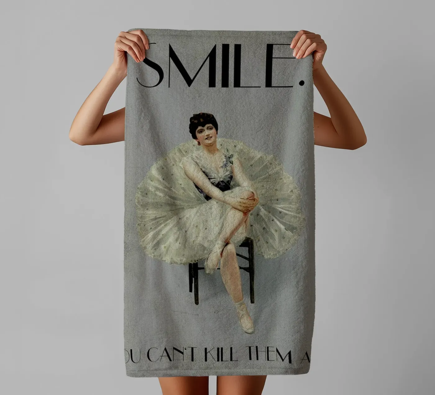 Keep Smiling towel by Kubistika