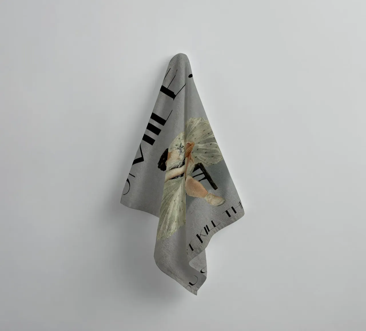 Keep Smiling towel by Kubistika