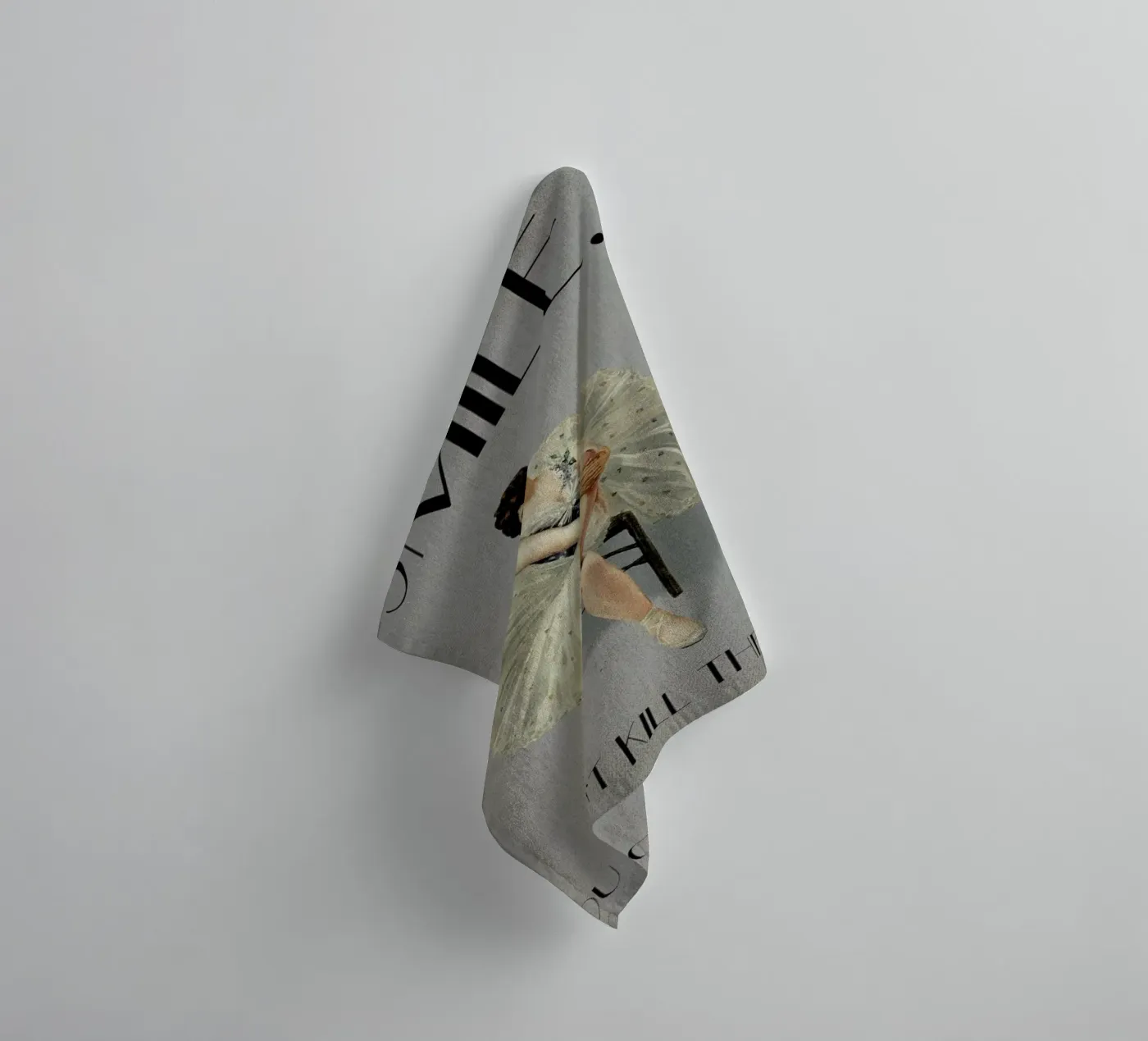 Keep Smiling towel by Kubistika