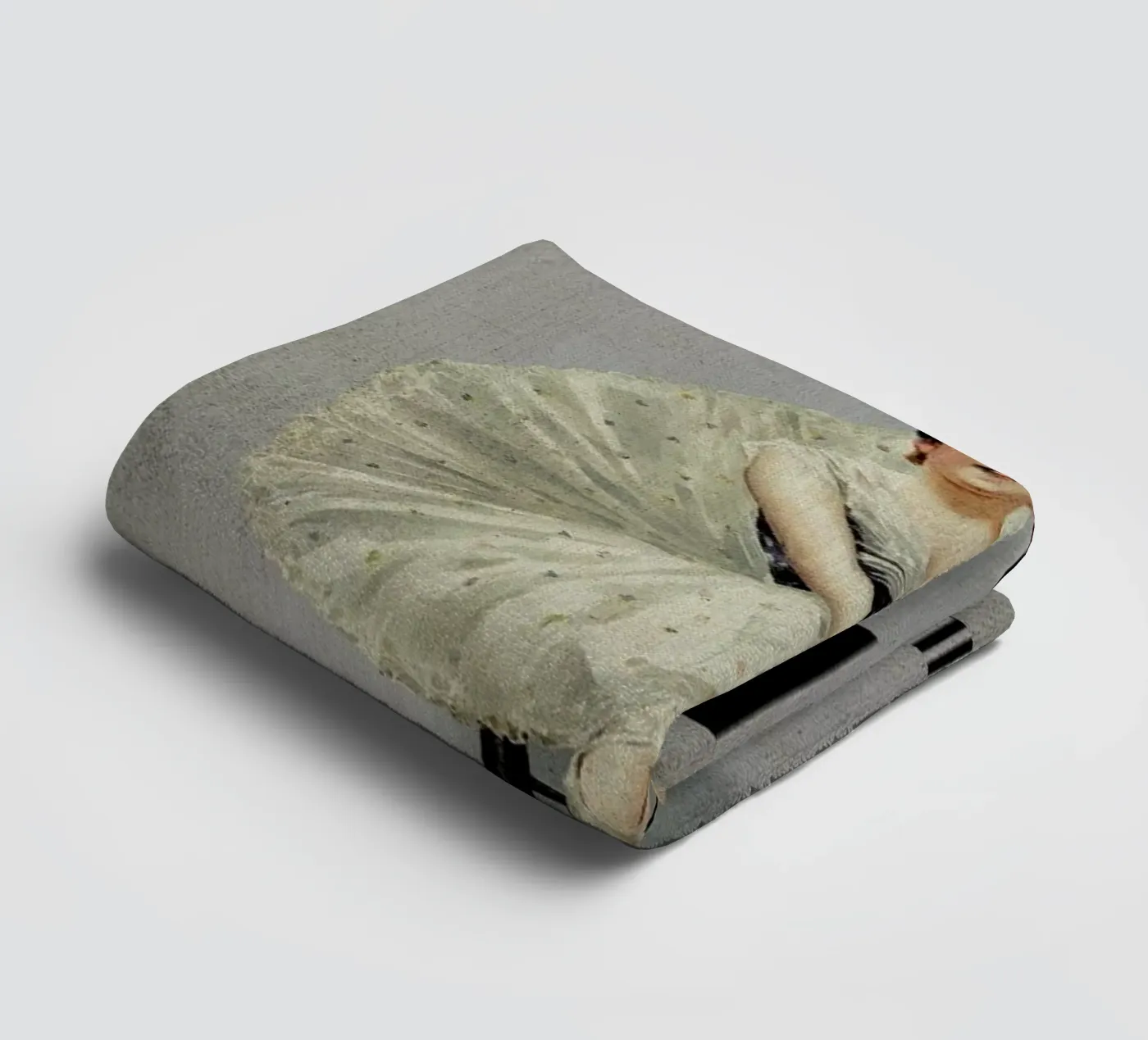 Keep Smiling towel by Kubistika