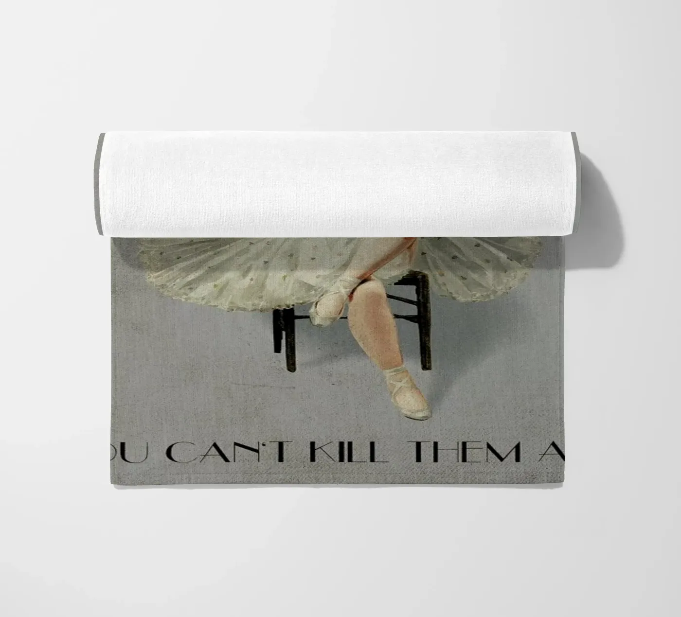 Keep Smiling serviette de plage de Kubistika