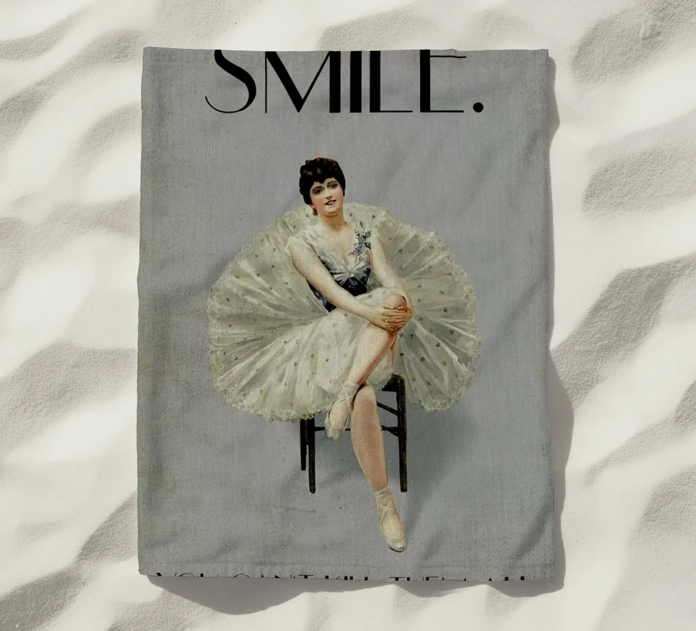 Keep Smiling serviette de plage de Kubistika