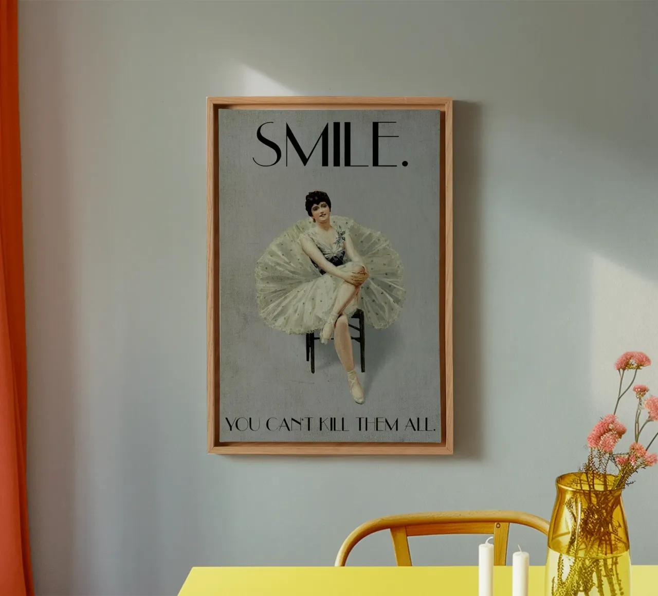 Keep Smiling tela con Cornice a cassetta da Kubistika