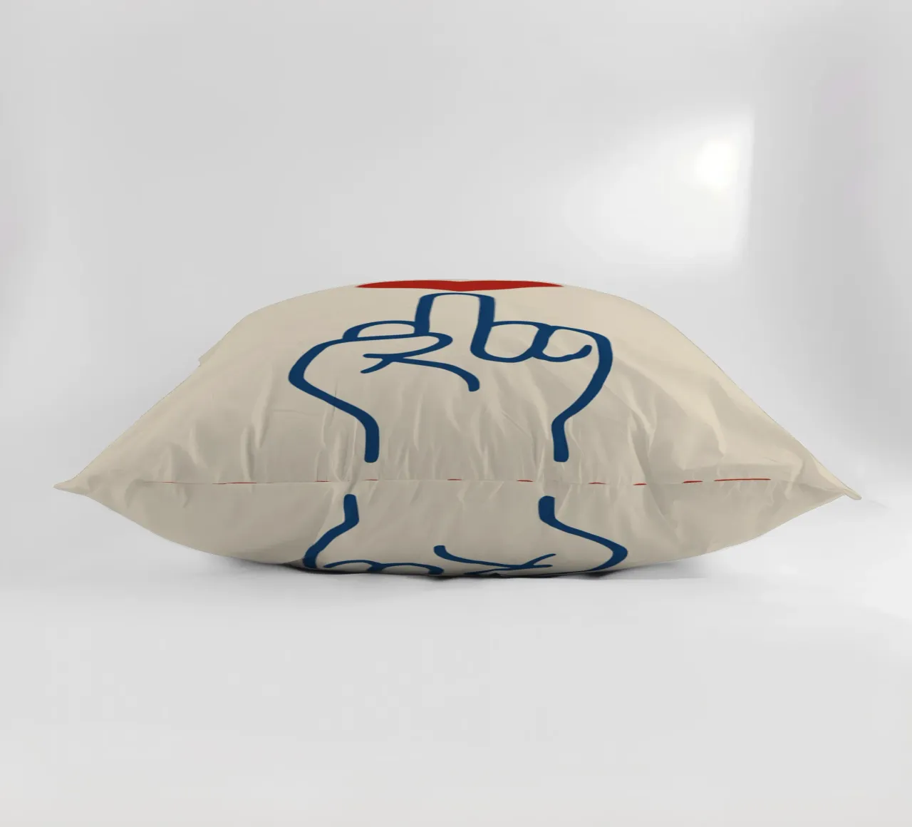 Cuore invece di odio cuscino da QuooodZ by MooodzArt